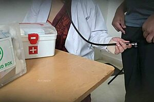 Doctor Secretly Sucks Patient's Cock in Clinic