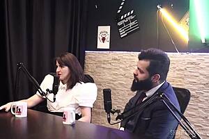 lady snow lord kenobi swing cast arm pussy play bisexual orgy