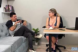 shaira the sex psychologist treats tiba's small cock in office riding session