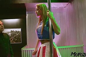 real homemade 18yo cheerleader takes rough cock in amateur fuck