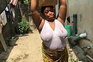 Outdoor Banging with Fierce BBW Alpha Baddie! 💦🍑