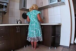 peeking mature skirt anal big ass housewife fuck