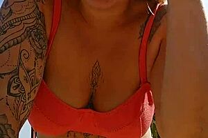 Hey guys i'm filming on the beach flashing to tease all the hot males around