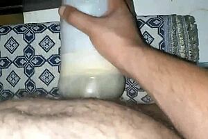 i'm fucking this hot moroccan pussy with monster cock