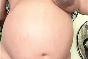 hairy horny pregnant arab wife masturbates nude solo 😏💦