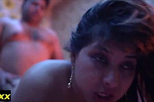 Indian Beauty's Erotic Happy Ending Fuck!