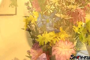 WOW! BLONDE AMATEUR FACIALIZED BY RIPPED BODYBUILDER IN HOT ACTION