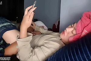 sa ko kumain ny puke with her swollen wet pussy squirting wildly