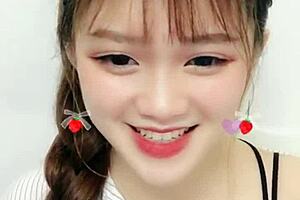 Cute Korean Girl Livestreams Seductively On Uplive Webcam Show